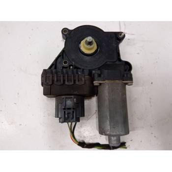 MOTOR ELEVALUNA DELANTERO DERECHO 