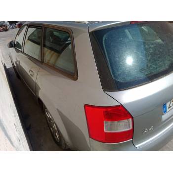 AUDI A4 B6 AVANT (8E5)