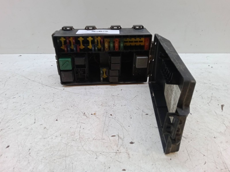 Recambio de caja reles / fusibles para ford focus i (daw, dbw) 1.6 16v referencia OEM IAM   