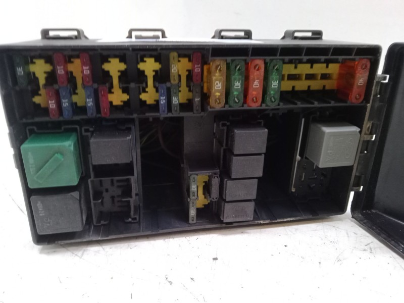 Recambio de caja reles / fusibles para ford focus i (daw, dbw) 1.6 16v referencia OEM IAM   