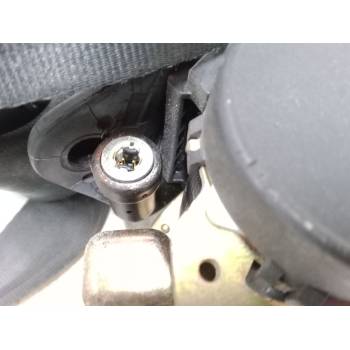 CINTURON SEGURIDAD DELANTERO DERECHO 