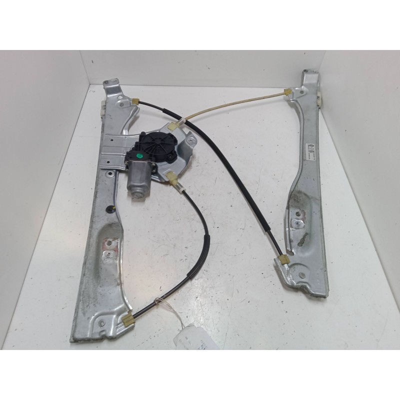 Recambio de elevalunas electrico delantero derecho para renault clio iii (br0/1, cr0/1) 1.5 dci (br17, cr17) referencia OEM IAM 