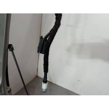 PORTON TRASERO 3V5035577 