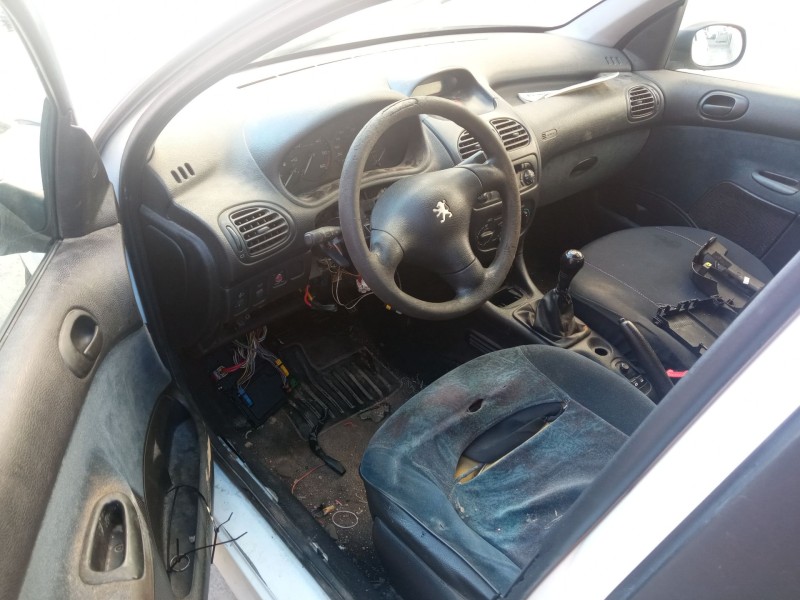peugeot 206 hatchback (2a/c) del año 2000 peugeot 206 hatchback (2a/c) del año 2000