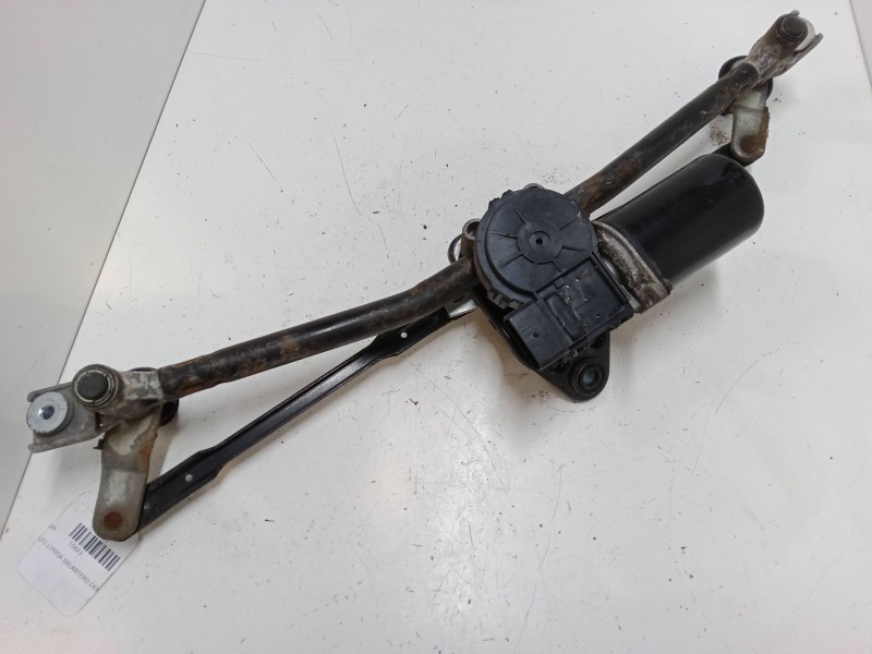Recambio de brazo limpia delantero derecho para hyundai i30 (fd) 1.4 referencia OEM IAM   