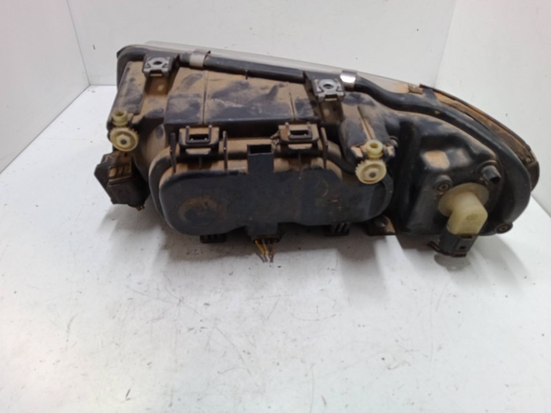 Recambio de faro derecho para audi a3 (8l1) 1.6 referencia OEM IAM   