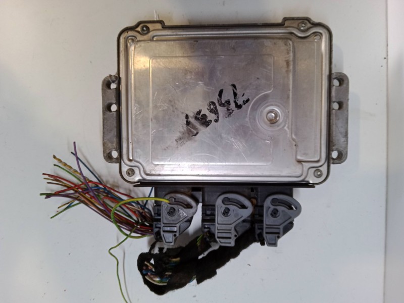 Recambio de centralita motor uce para peugeot 206 hatchback (2a/c) 1.4 hdi eco 70 referencia OEM IAM 9653202580 9647785580 02810