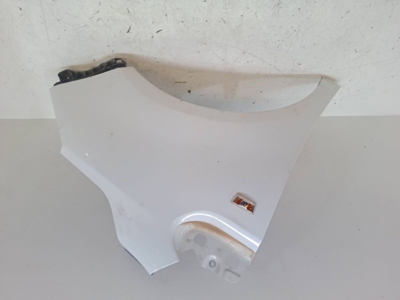 Recambio de aleta delantera derecha para opel meriva b monospace (s10) 1.7 cdti (75) referencia OEM IAM   