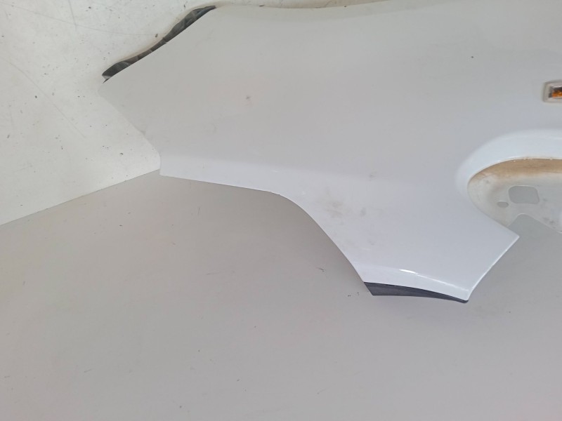 Recambio de aleta delantera derecha para opel meriva b monospace (s10) 1.7 cdti (75) referencia OEM IAM   