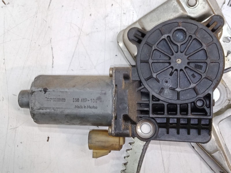 Recambio de elevalunas electrico delantero izquierdo para mercedes-benz clase m (w163) ml 270 cdi (163.113) referencia OEM IAM  