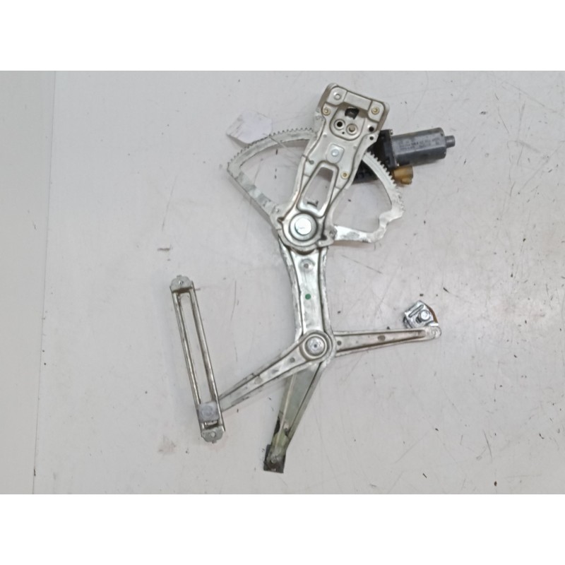 Recambio de elevalunas electrico delantero izquierdo para mercedes-benz clase m (w163) ml 270 cdi (163.113) referencia OEM IAM  