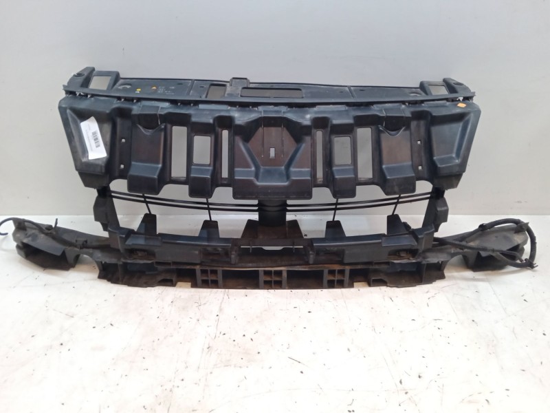 Recambio de rejilla inferior paragolpes para renault scénic iii (jz0/1_) 1.5 dci referencia OEM IAM   