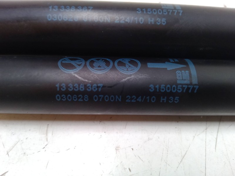 Recambio de amortiguadores malet/porton para opel meriva b monospace (s10) 1.7 cdti (75) referencia OEM IAM   