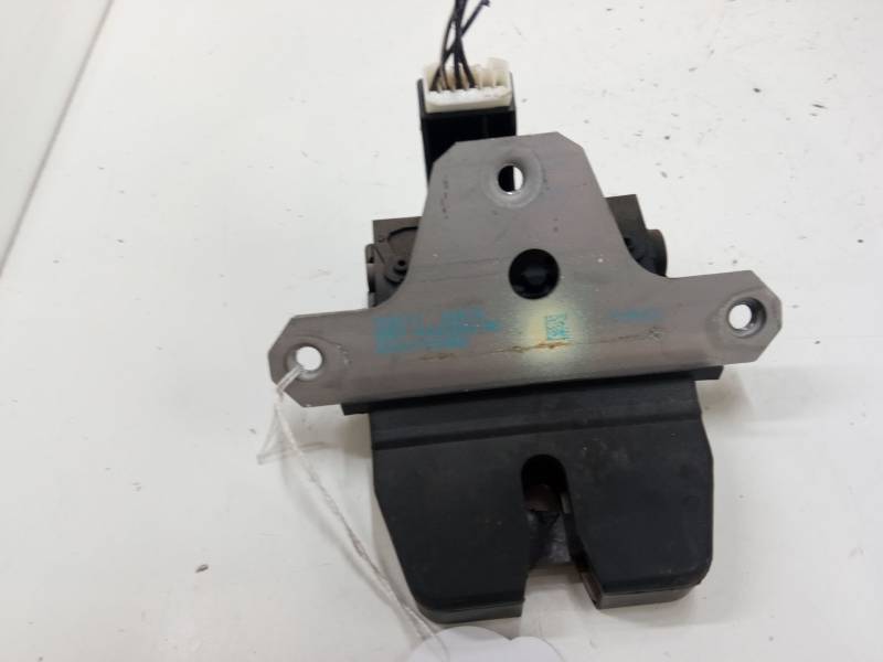 CERRADURA MALETERO / PORTON 