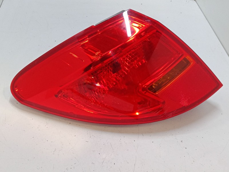 Recambio de piloto trasero izquierdo para opel meriva b monospace (s10) 1.7 cdti (75) referencia OEM IAM   