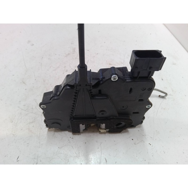 Recambio de cerradura puerta delantera derecha para opel meriva b monospace (s10) 1.7 cdti (75) referencia OEM IAM   