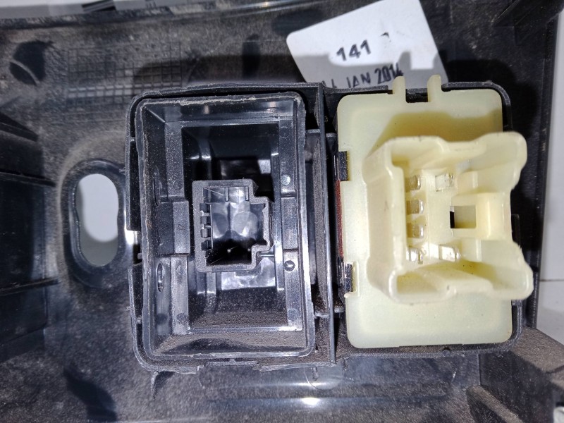 Recambio de consola central superior para dacia sandero ii tce 90 (b8m1, b8ma) referencia OEM IAM   