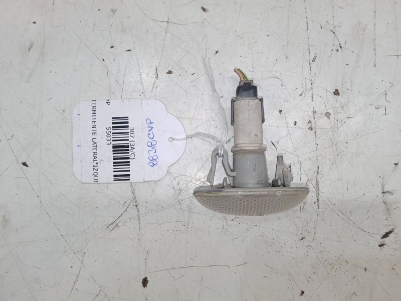 Recambio de intermitente lateral izquierdo para peugeot 307 (3a/c) 2.0 hdi 135 referencia OEM IAM   