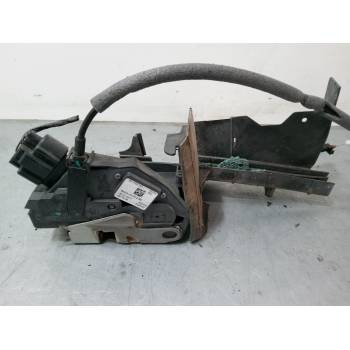 CERRADURA PUERTA DELANTERA DERECHA 921760101 