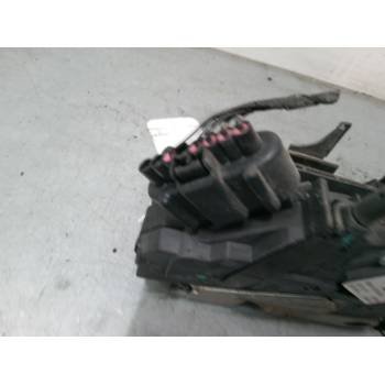 CERRADURA PUERTA DELANTERA DERECHA 921760101 