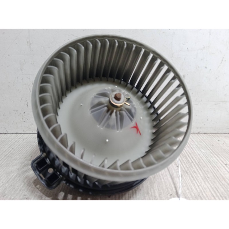 Recambio de motor calefaccion para toyota corolla (_e12_) 1.6 vvt-i (zze121_) referencia OEM IAM B130314019 MF0160700610 0130101