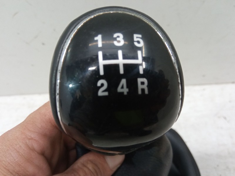 Recambio de pomo palanca cambio para ford tourneo courier b460 monospace 1.0 ecoboost referencia OEM IAM   