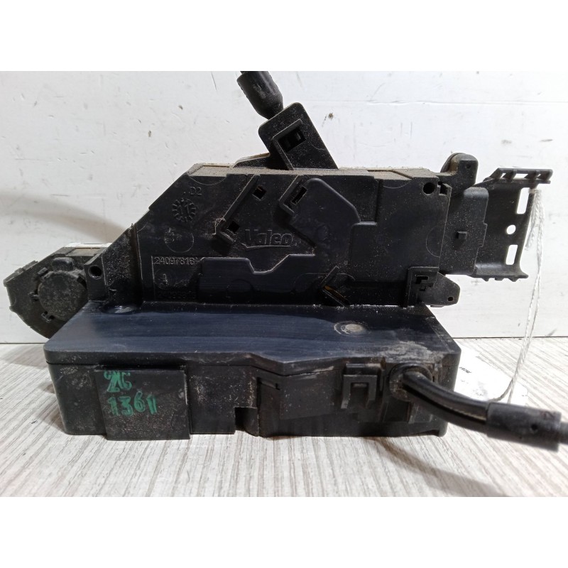 Recambio de cerradura puerta delantera derecha para peugeot 207/207+ (wa_, wc_) 1.4 16v referencia OEM IAM   