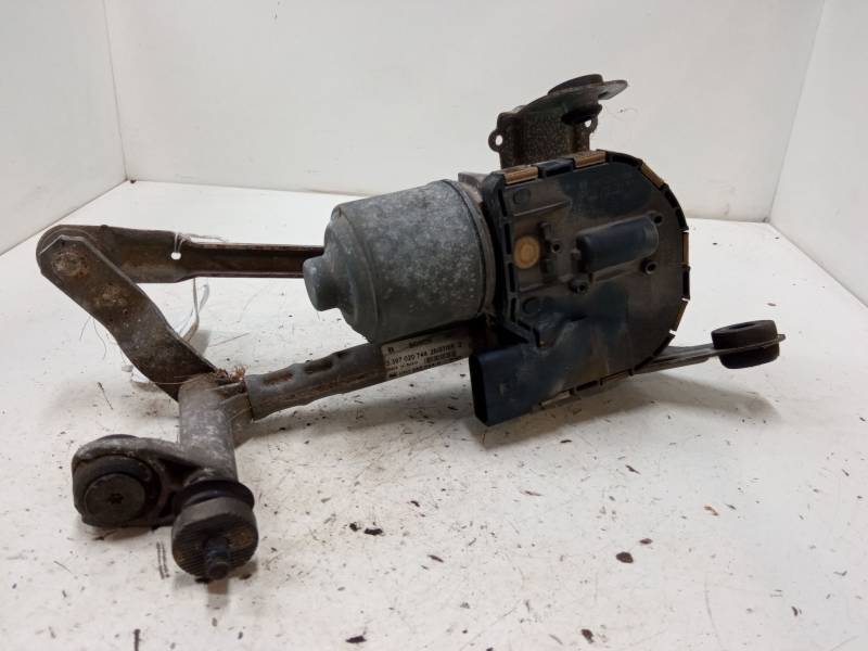 MOTOR LIMPIAPARABRISAS DELANTERO DERECHO 