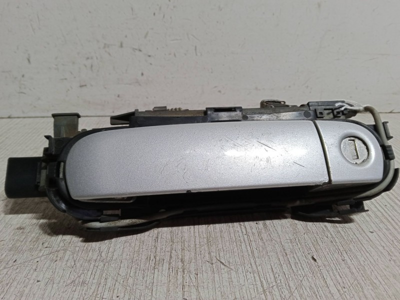 Recambio de maneta exterior puerta delantera izquierda para audi a3 (8l1) 1.9 tdi referencia OEM IAM   