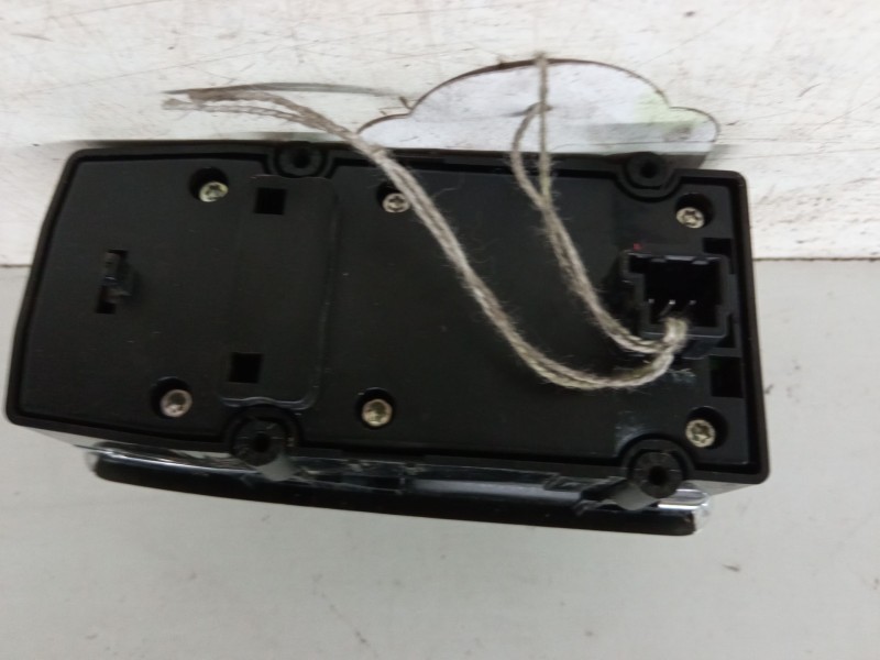 Recambio de mando elevalunas delantero izquierdo para mercedes-benz slk (r172) 200 (172.434) referencia OEM IAM 1729057100  