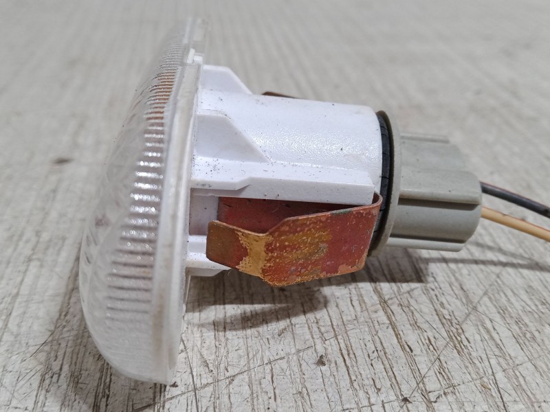 Recambio de intermitente lateral derecho para nissan primastar autobús (x83) dci 150 referencia OEM IAM   