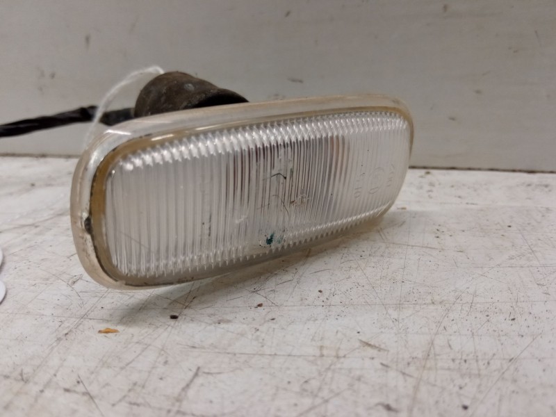 Recambio de intermitente delantero izquierdo para audi a3 (8l1) 1.9 tdi referencia OEM IAM   