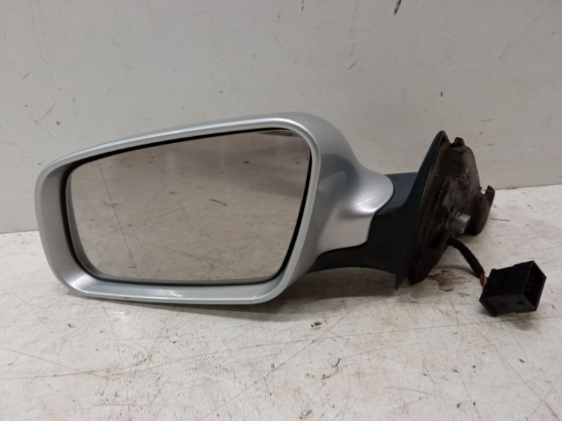 Recambio de retrovisor electrico izquierdo para audi a3 (8l1) 1.9 tdi referencia OEM IAM   