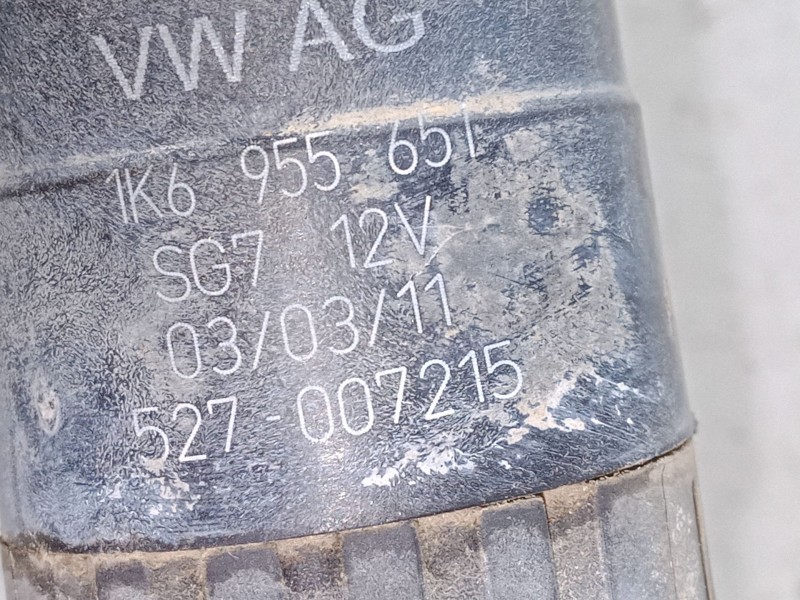 Recambio de bomba limpiaparabrisas para seat leon (1p1) 1.6 tdi referencia OEM IAM   