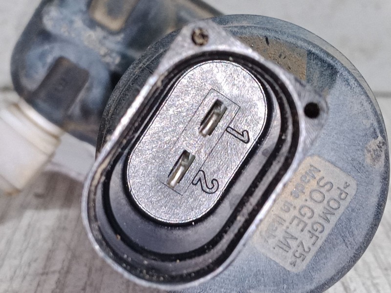 Recambio de bomba limpiaparabrisas para seat leon (1p1) 1.6 tdi referencia OEM IAM   