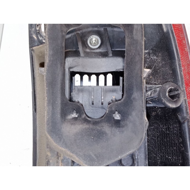 Recambio de piloto trasero derecho para opel corsa c (x01) 1.2 (f08, f68) referencia OEM IAM   