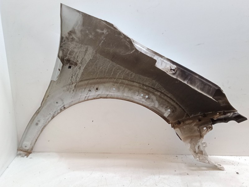 Recambio de aleta delantera izquierda para citroën c4 cactus 1.6 hdi 90 referencia OEM IAM   