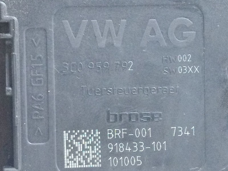 Recambio de motor elevaluna delantero derecho para seat leon (1p1) 1.6 tdi referencia OEM IAM 918433101  