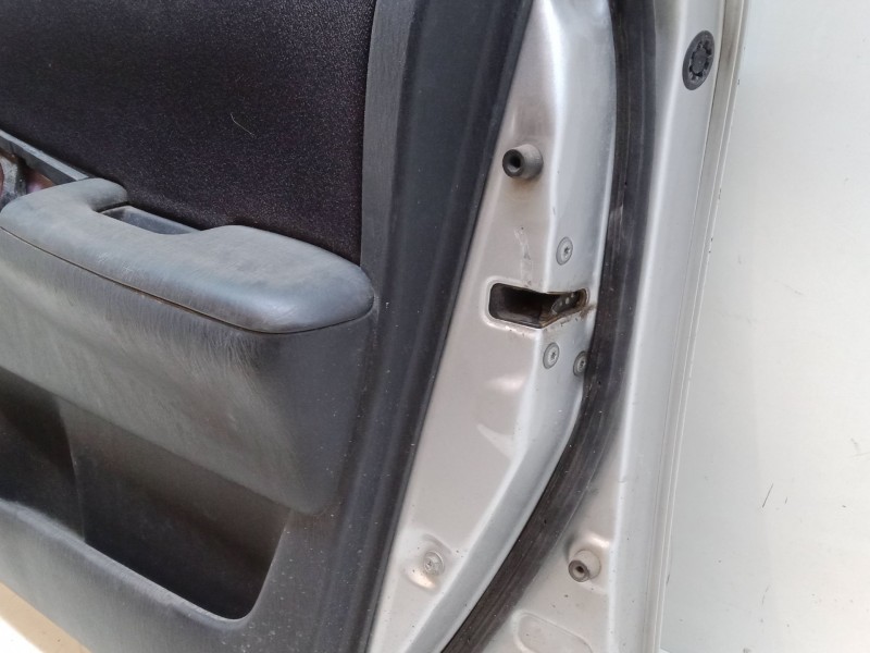 Recambio de puerta delantera derecha para toyota corolla (_e12_) 2.0 d-4d (cde120_) referencia OEM IAM   