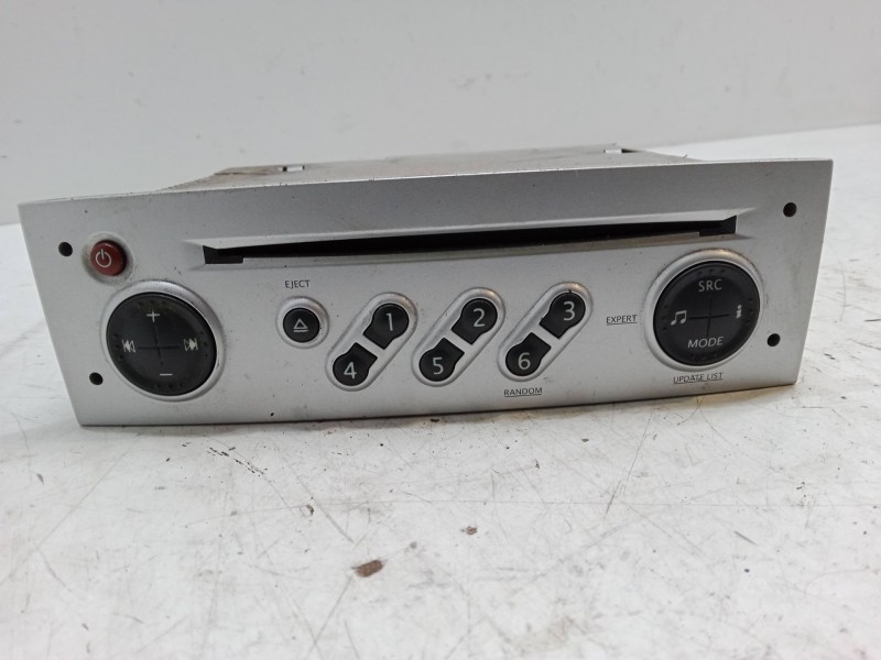 Recambio de radio cd para renault modus / grand modus (f/jp0_) 1.2 16v hi-flex referencia OEM IAM   