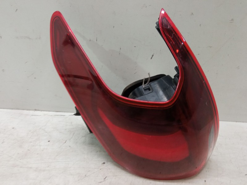 Recambio de piloto trasero derecho para peugeot 2008 i (cu_) 1.2 thp 130 / puretech 130 referencia OEM IAM   