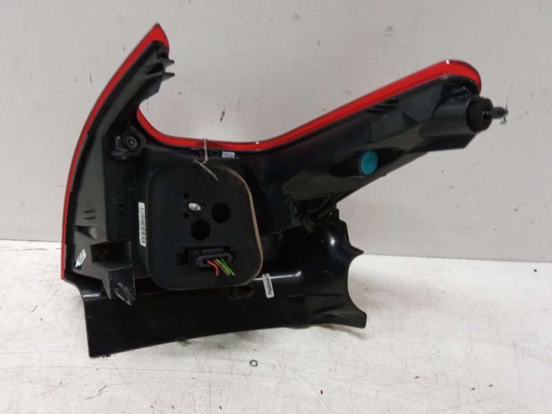 Recambio de piloto trasero derecho para peugeot 2008 i (cu_) 1.2 thp 130 / puretech 130 referencia OEM IAM   