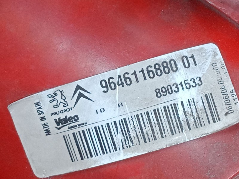 Recambio de piloto trasero derecho para peugeot 1007 (km_) 1.4 hdi referencia OEM IAM   