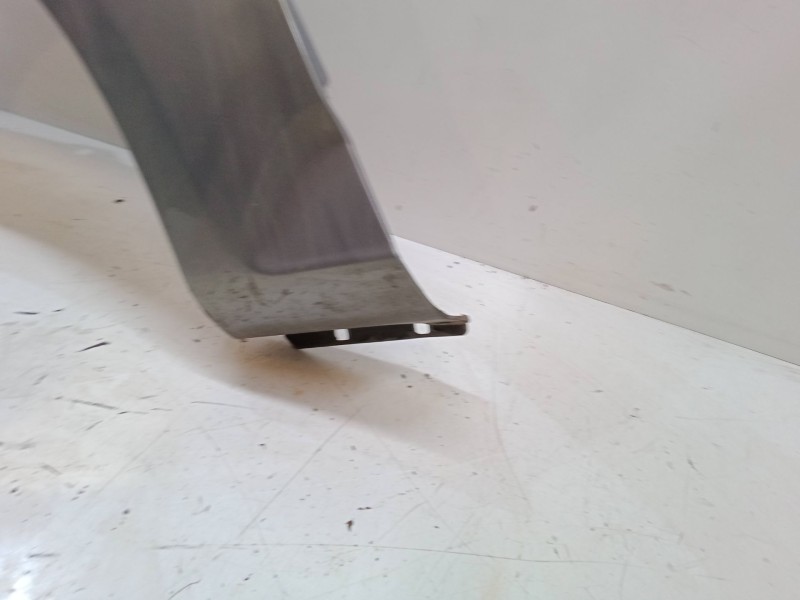 Recambio de aleta delantera izquierda para ford mondeo iv (ba7) 1.8 tdci referencia OEM IAM   