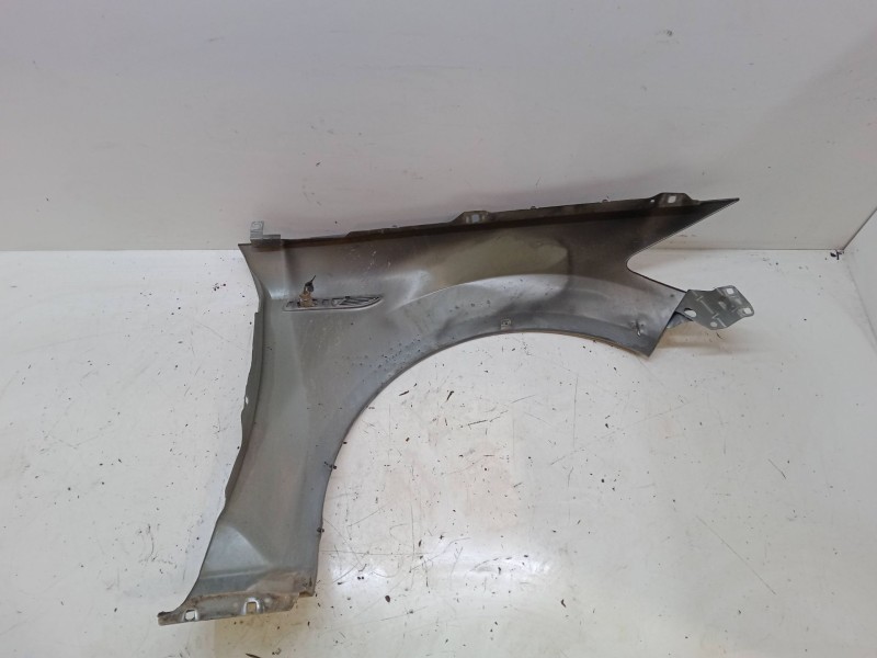 Recambio de aleta delantera izquierda para ford mondeo iv (ba7) 1.8 tdci referencia OEM IAM   