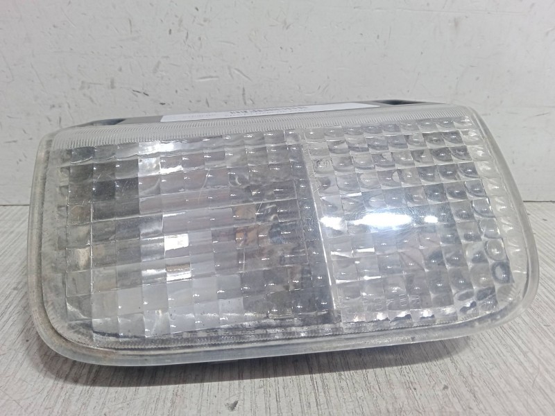 Recambio de piloto marcha atras para nissan primastar autobús (x83) dci 150 referencia OEM IAM   