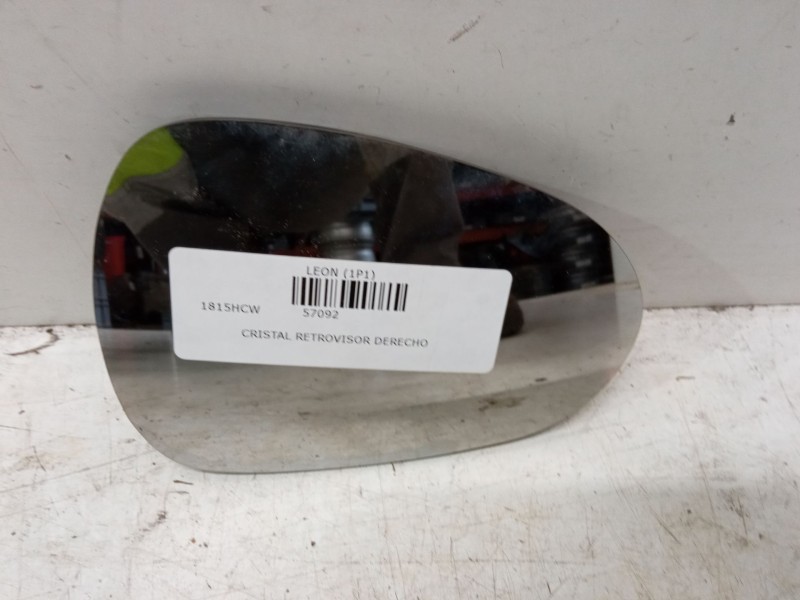 Recambio de cristal retrovisor derecho para seat leon (1p1) 1.6 tdi referencia OEM IAM   