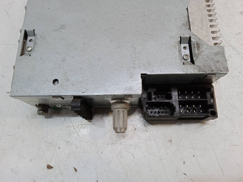 Recambio de radio cd para renault modus / grand modus (f/jp0_) 1.2 16v hi-flex referencia OEM IAM   