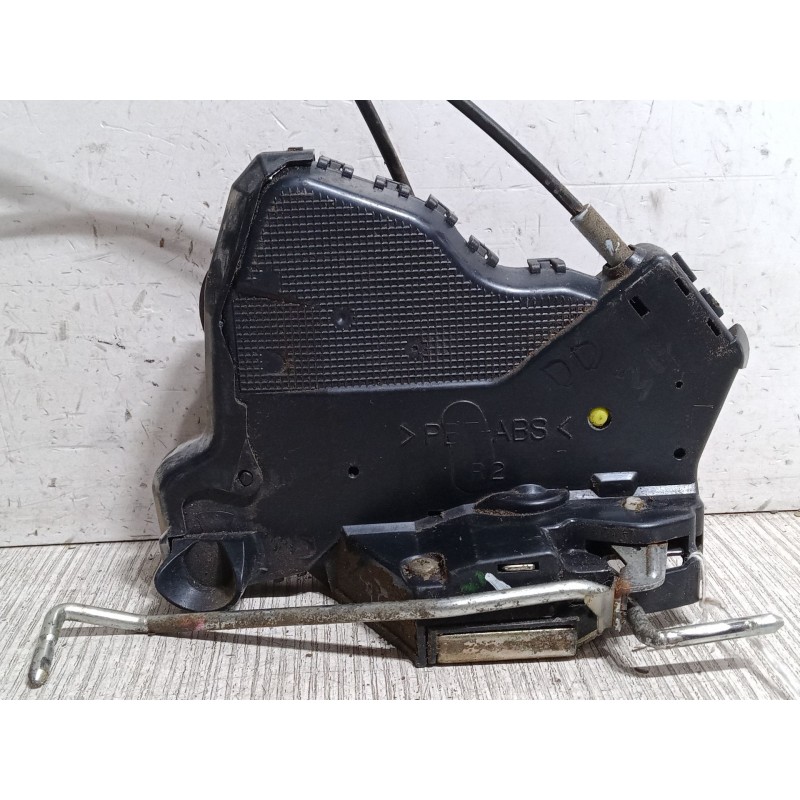 Recambio de cerradura puerta delantera derecha para toyota corolla (_e12_) 1.6 vvt-i (zze121_) referencia OEM IAM   