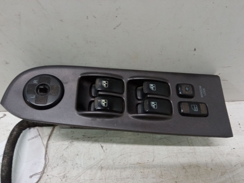 Recambio de mando elevalunas delantero izquierdo para hyundai trajet (fo) 2.0 crdi referencia OEM IAM   